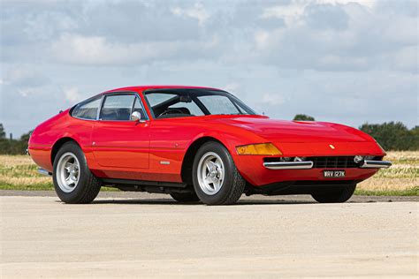 Ferrari 365 gtb 4 daytona